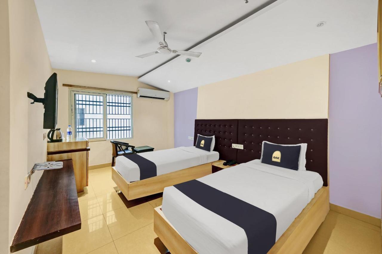 Townhouse Oak Pentagon Residency Bhubaneswar Exterior foto