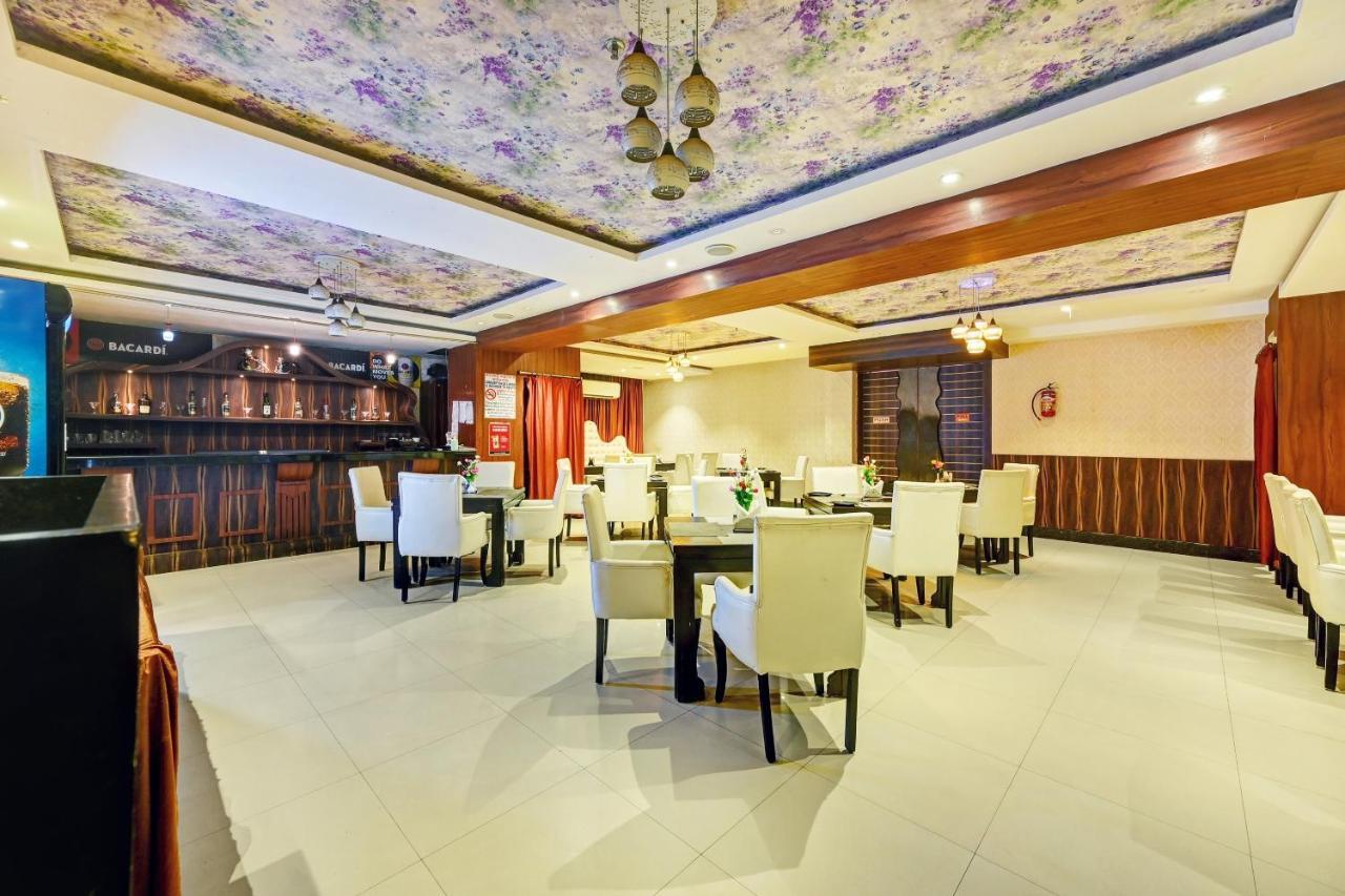 Townhouse Oak Pentagon Residency Bhubaneswar Exterior foto