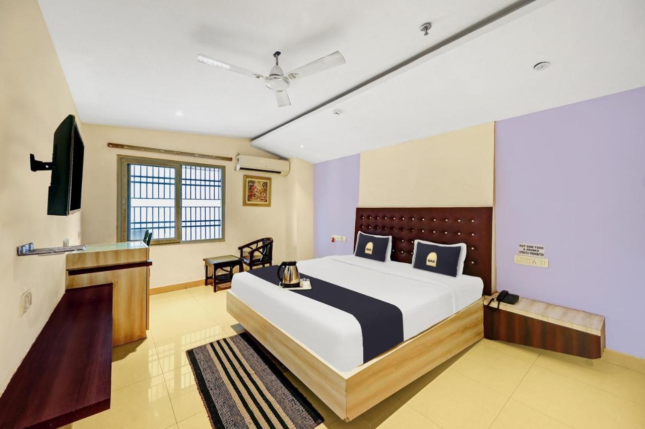 Townhouse Oak Pentagon Residency Bhubaneswar Exterior foto