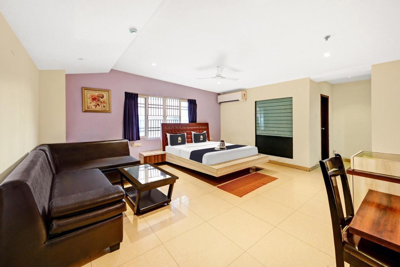 Townhouse Oak Pentagon Residency Bhubaneswar Exterior foto