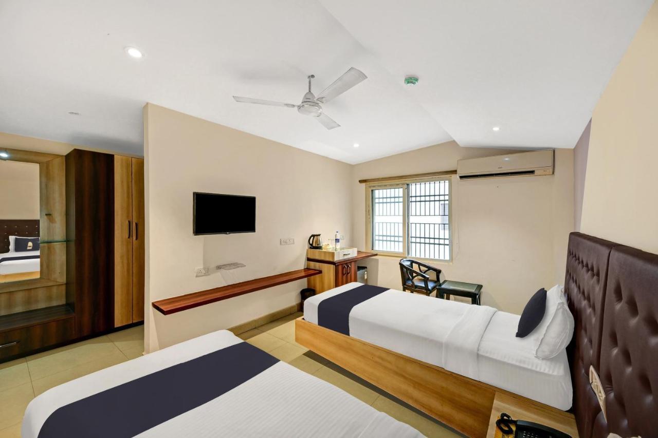 Townhouse Oak Pentagon Residency Bhubaneswar Exterior foto