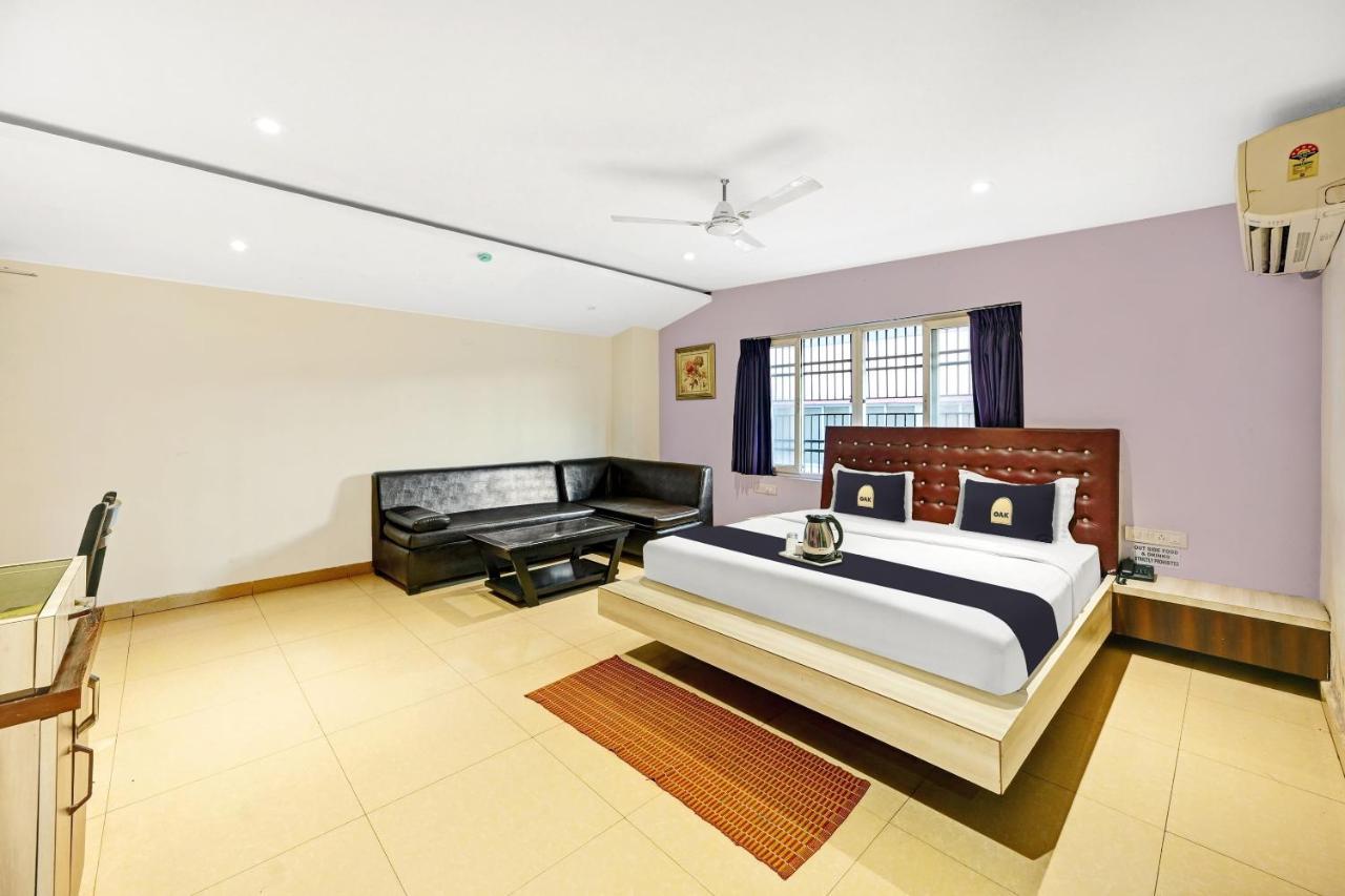 Townhouse Oak Pentagon Residency Bhubaneswar Exterior foto
